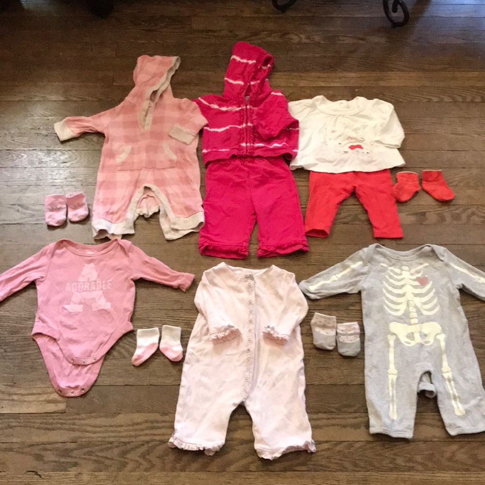 Bundle of 0-3 months cute 1pc, onesie, sets, socks